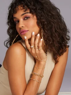 Jessica Simpson Demi Fine Hand Chain In Jeweled Gold< Bracelets