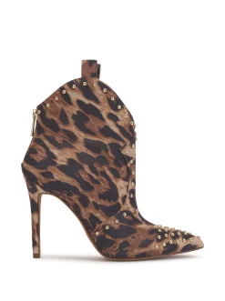 Jessica Simpson Pixillez Studded Bootie In Leopard< Boots & Booties