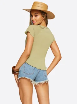 Jessica Simpson Rivers Baby Tee In < Tops & Tees