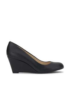 Jessica Simpson Sampson Wedge In < Wedges|Wide Width