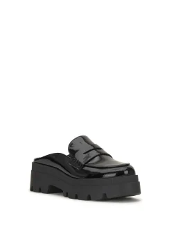Jessica Simpson Uma Slip On Loafer In < Flats