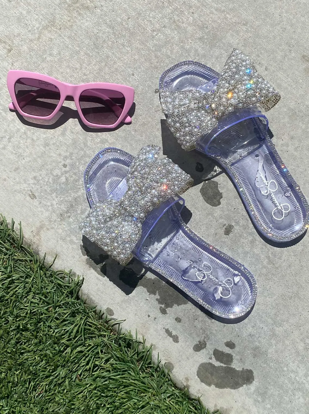 Jessica Simpson Vintage Cat Eye Sunglasses In < Sunglasses